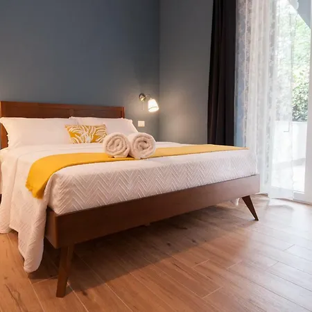 Il Gelsomino Blu Rom