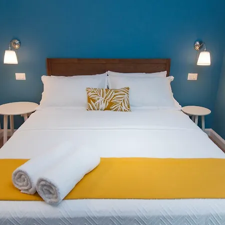 Il Gelsomino Blu Rom